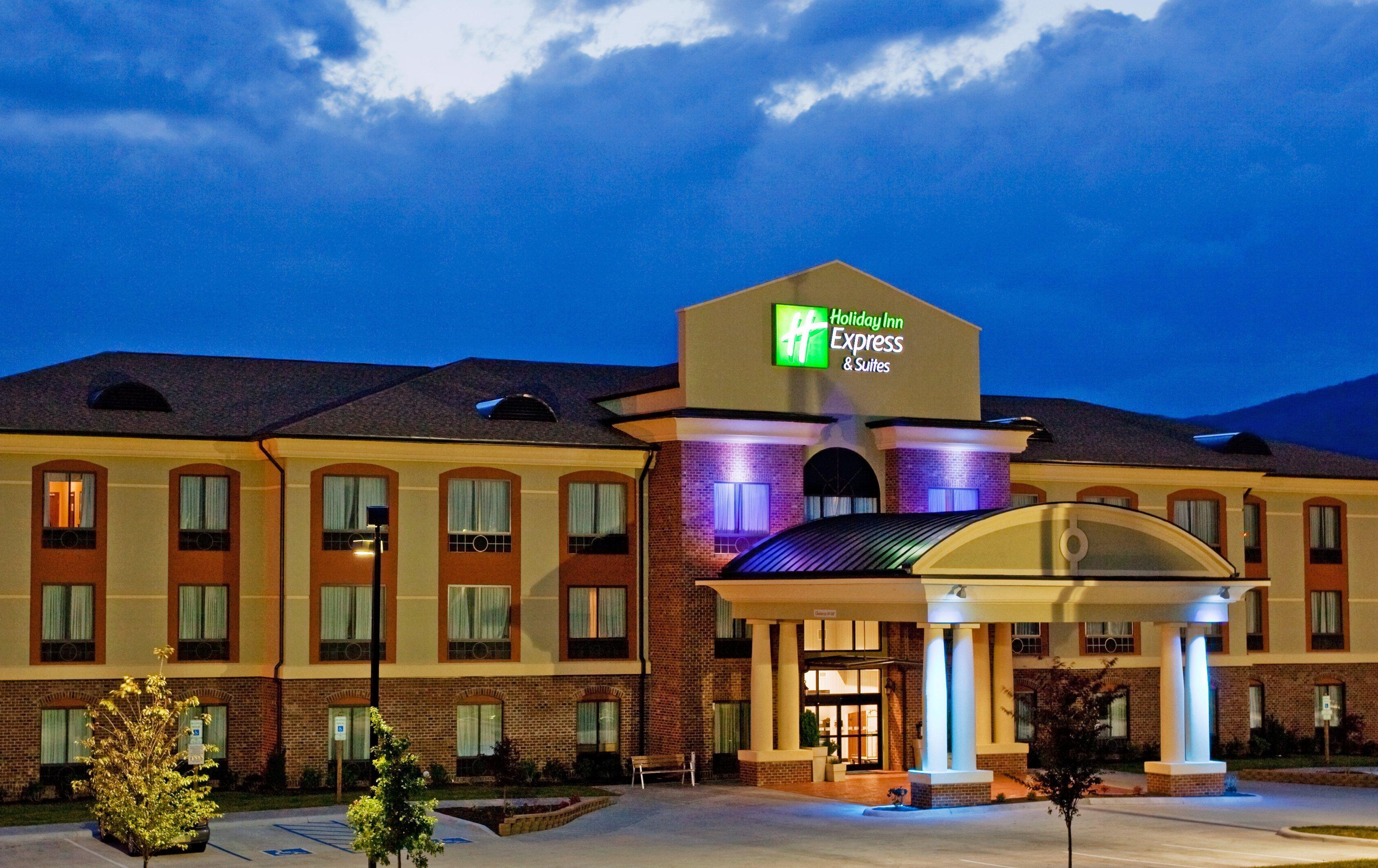 Holiday Inn Express Hotel & Suites Salem By Ihg Εξωτερικό φωτογραφία